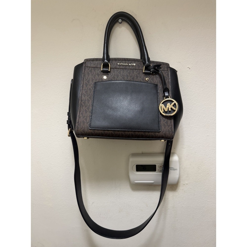 MICHAEL KORS Shoulder Bag Black All-over Print 30T9GP9M2B